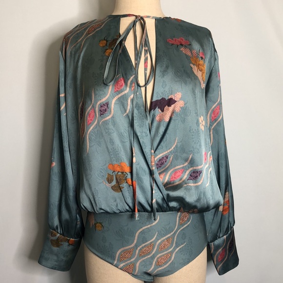 #134 Zara accessories long sleeved teal floral Faux Silk bodysuit Small - Picture 6 of 15